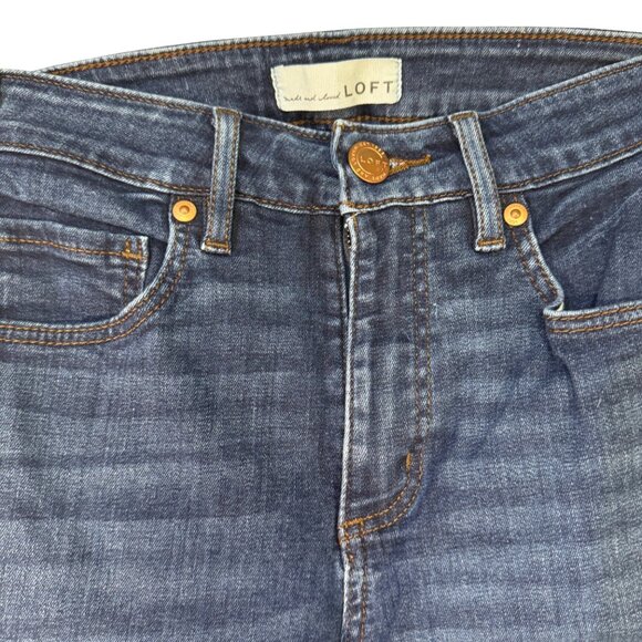 Loft Curvy Skinny Crop Jeans Size 2 Dark Wash Denim - Picture 2 of 9